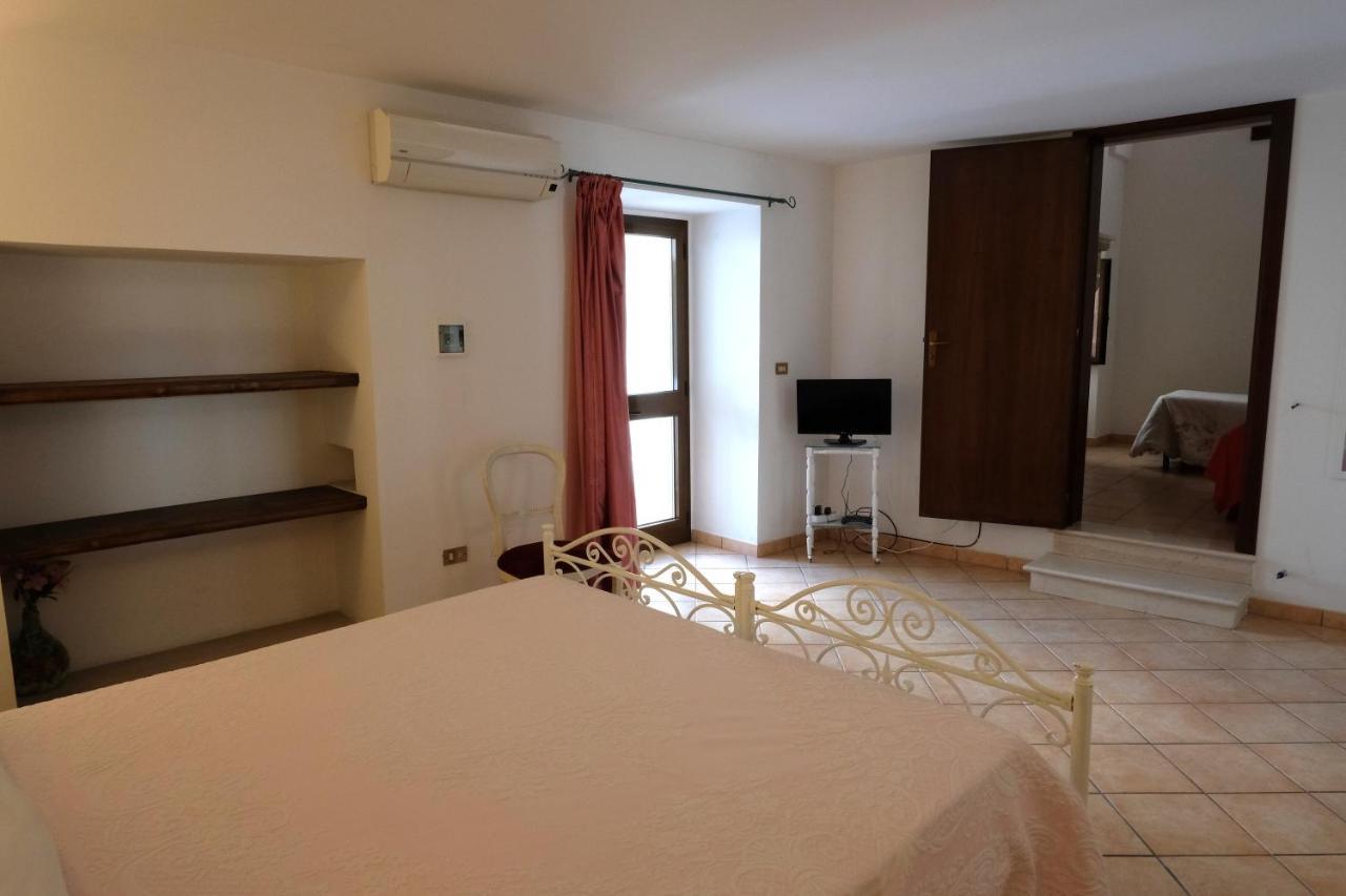Dimora Bed and breakfast 2*